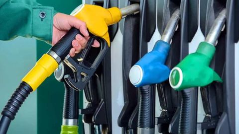 Benzin ve motorine dev zam yolda... Tarih belli oldu, 00.01'den itibaren geçerli olacak