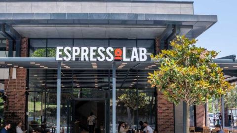 Espressolab’tan deprem nedeniyle ücretsiz kahve, çay ve su dağıtımına başladı