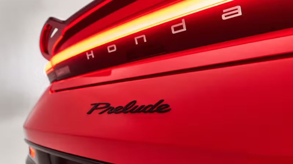Yeni Honda Prelude, Active Sound Control (ASC) sistemi ile motor sesi deneyimini zenginleştirirken, hassas vites geçişleriyle sürüş keyfini üst düzeye taşıyor.