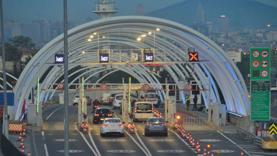 Avrasya Tüneli geçiş ücreti 2025