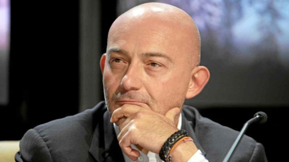 Ferit Şahenk'in tutkusu işe dönüştü: Türkiye distribütörlüğünü aldı