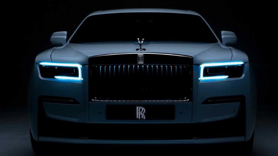 RR 2024'te otomobil satış rakamlarının üçüncü zirvesini yakaladı.