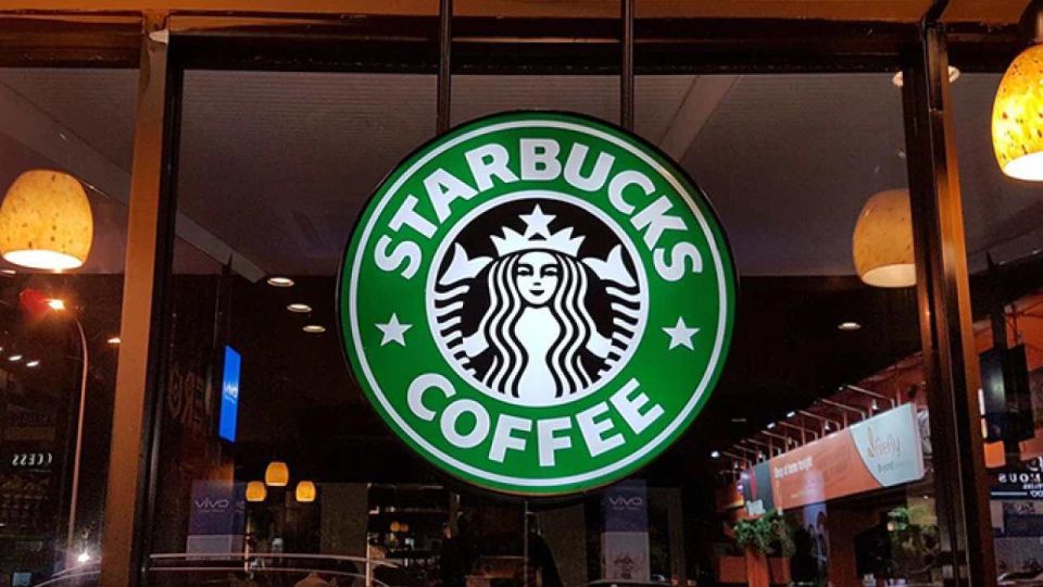 Starbucks'ta bir dönem sona erdi: Artık herkes oturamayacak