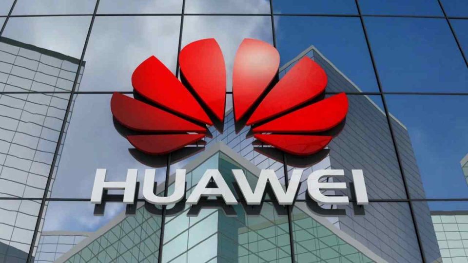 Huawei, kısıtlamalara meydan okudu: 118 milyar dolar gelir elde ettiğini açıkladı