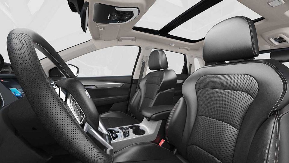 İtalyan tasarımlı Çinli Egea parasına SUV satıyor!