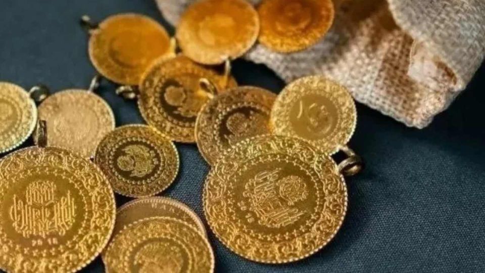 Gram altın fiyatları durmak bilmiyor! Sarı fırtına rekorun kıyısında