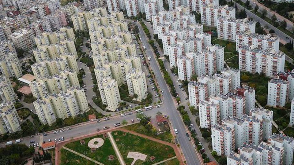 Konut kredileri gerileyecek mi? Uzman isimden kritik yorum