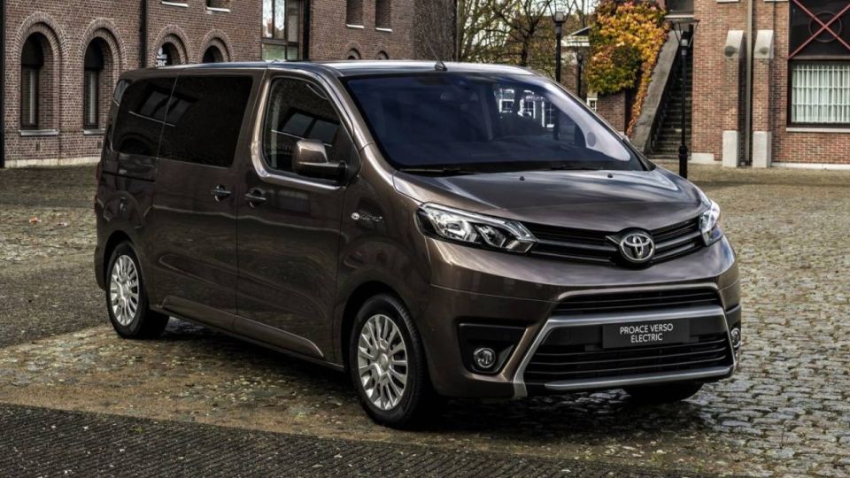 Toyota müjdeyi verdi! ‘Otomotiv fiyatlarını artırmayacağız’