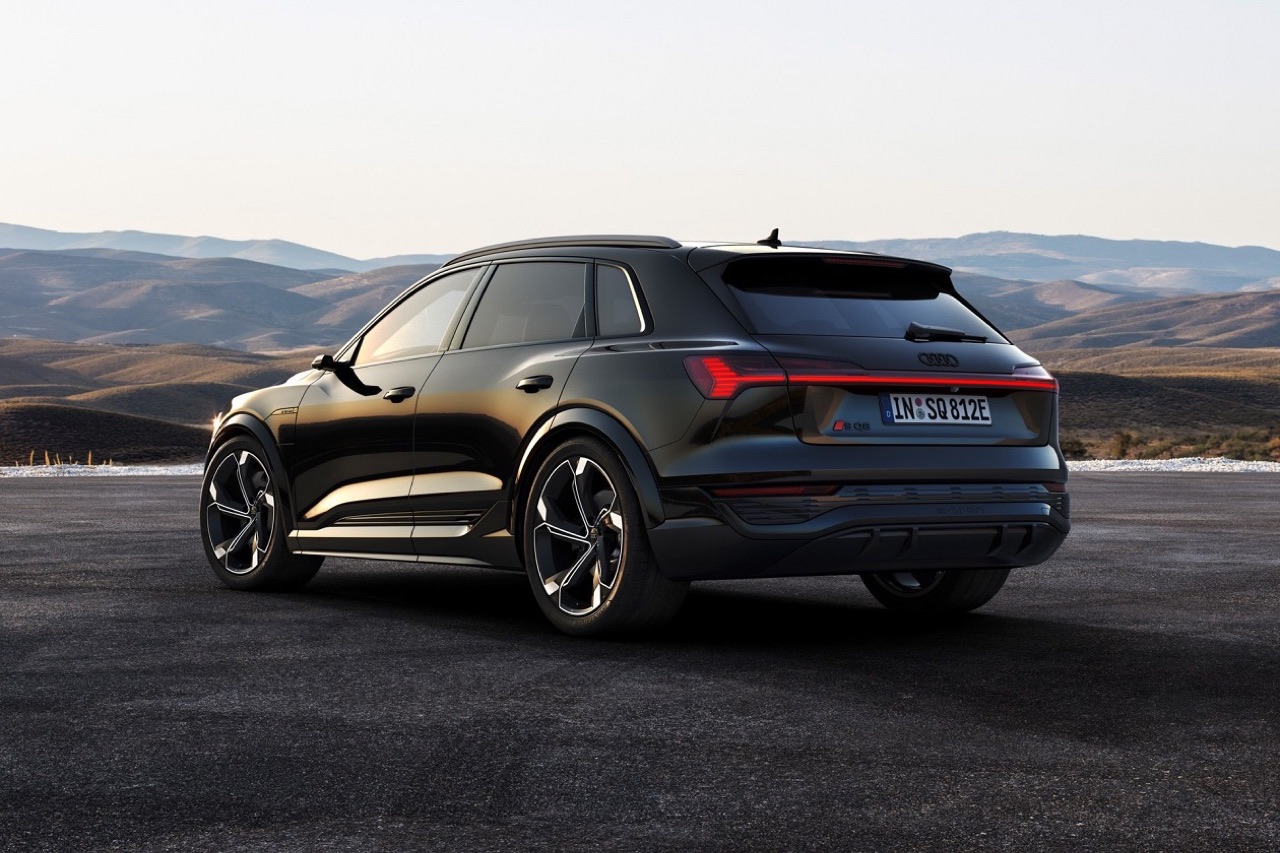 Audi'nin çarpıcı tasarıma sahip modellerinden Q8