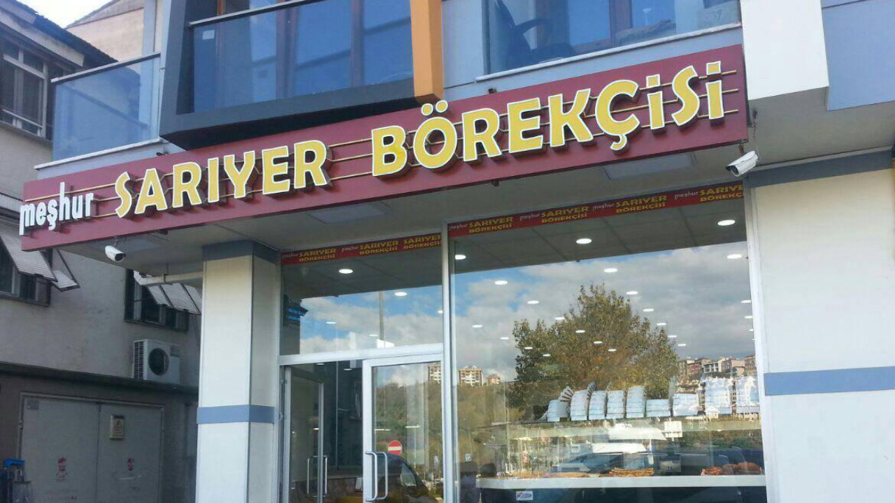 Sarıyer Börekçisi İstanbul'un en meşhur ve popüler börekçileri arasında yer alıyor.