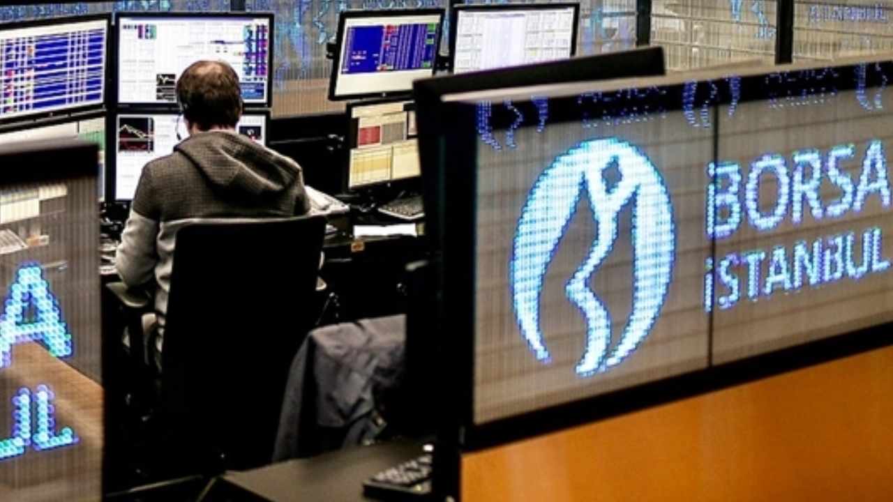 Borsa İstanbul'da yeni halka arzlarla birlikte yatırımcı sayısı yeniden 7 milyon seviyesine yükseldi.