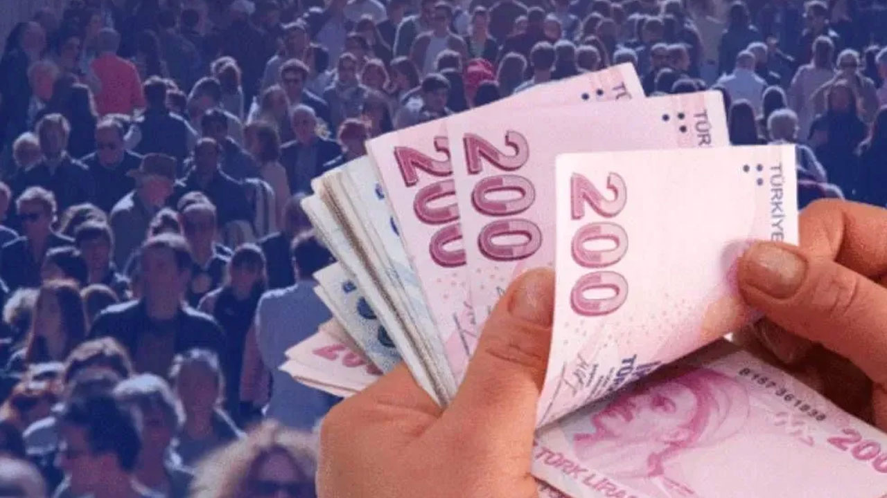 Asgari Ücret Tespit Komisyonu'nun 4. toplantısından zam oranının çıkması bekleniyor.