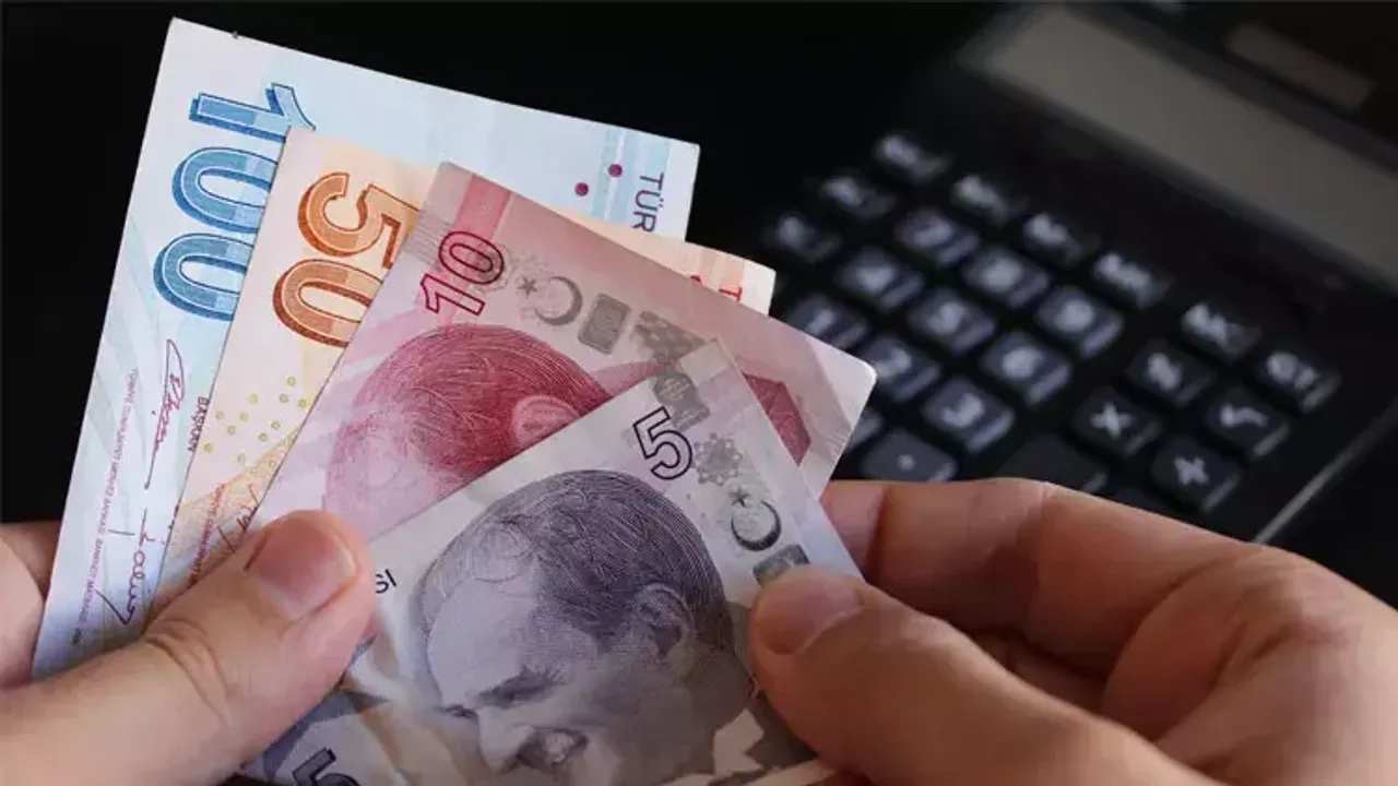 Zamlı asgari ücret belli oldu: İşsizlik maaşı, 65 yaş aylığı, kıdem tazminatı değişti: İşte kalem kalem yeni tutarlar