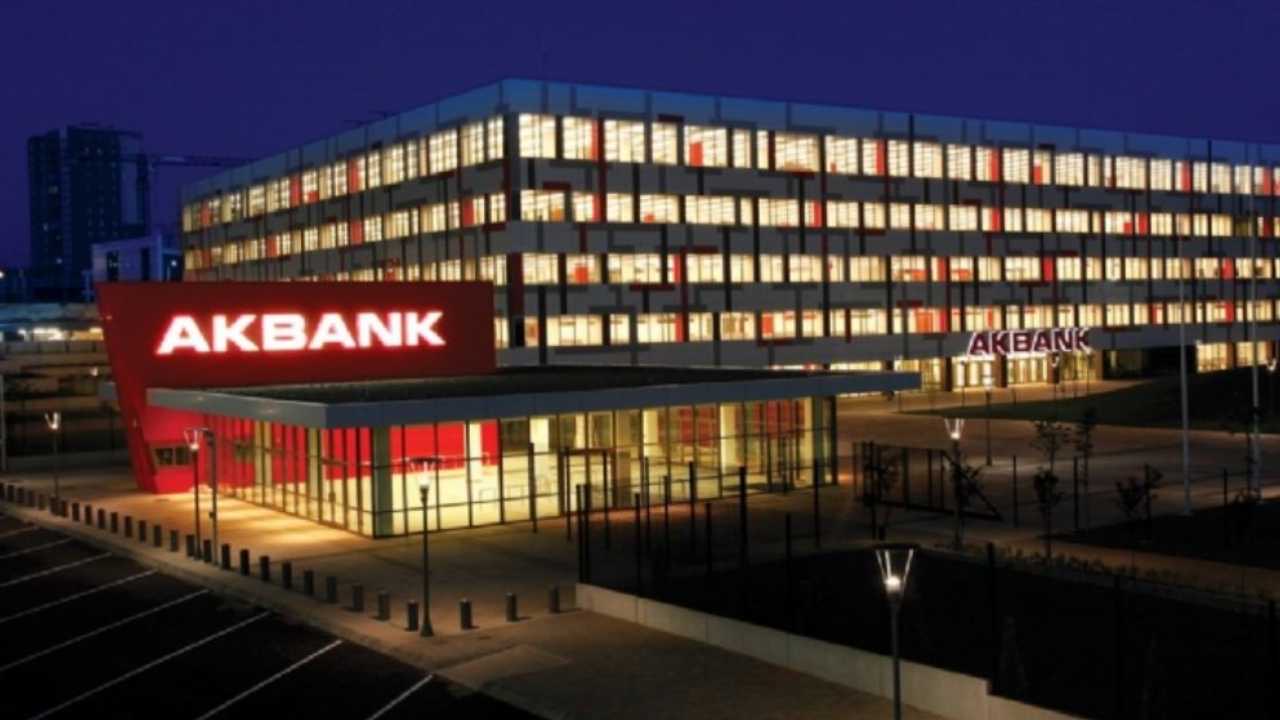 AKBNK BofA'ın en değerlileri listesinde yer aldı.