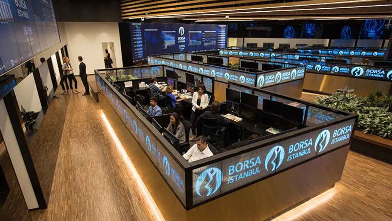 Borsa İstanbul'da 2024 yılında en çok sigorta ve bankacılık sektörü kazandırdı.
