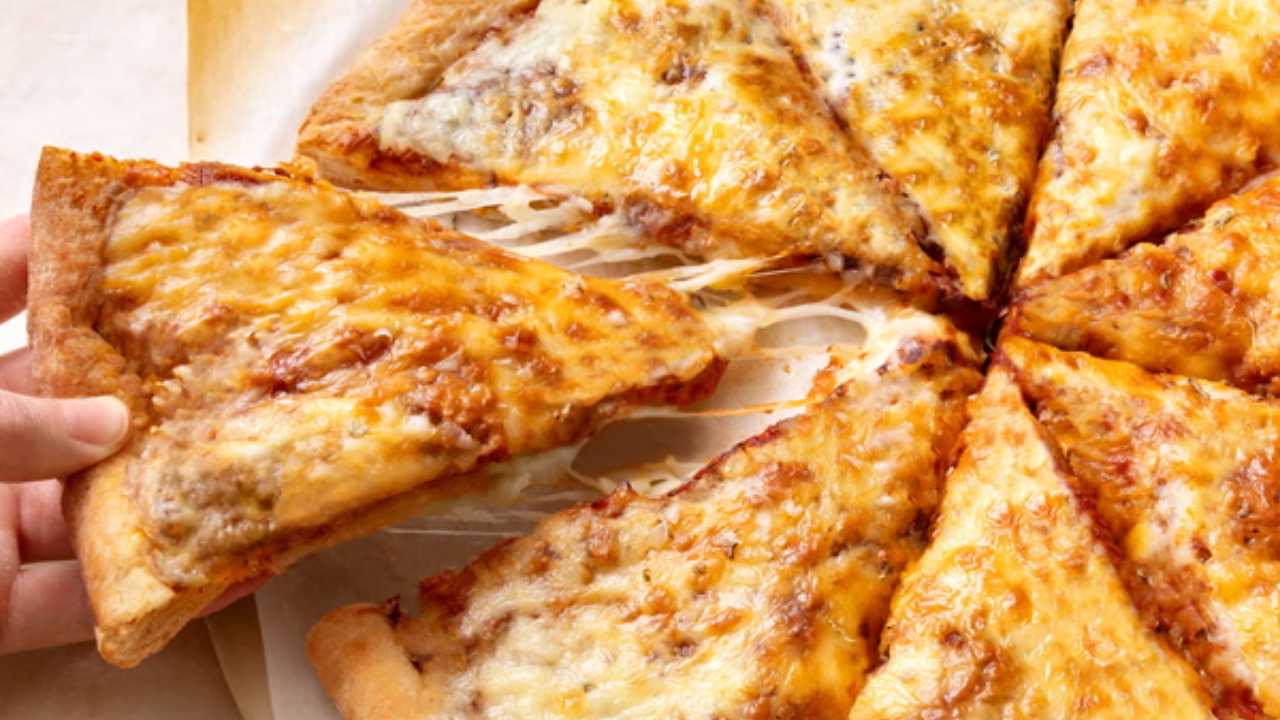 Pizza zinciri 3. kez iflas başvurusu yaptı; 50 milyon dolar borcu var