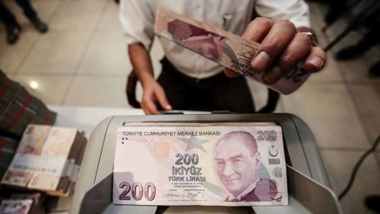 Bu bankalar 21 bin TL'ye kadar promosyon ödemesi yapıyor! Emekliler harekete geçti