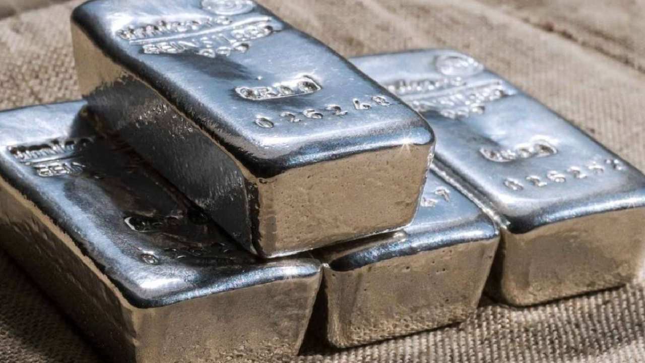Gümüş hangi seviyelere gelecek? Ünlü stratejistten çarpıcı analiz